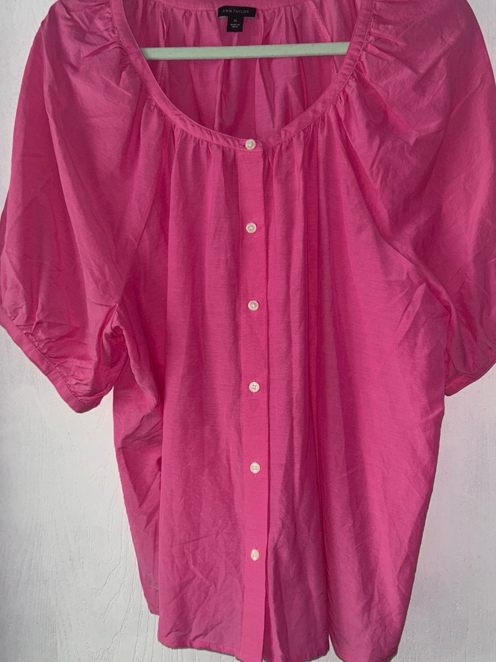 Ann Taylor Hot Pink Button-Front Puff Sleeve Top